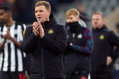 Newcastle sẵn sàng sa thải HLV