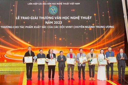 69 tác phẩm được trao Giải thưởng Văn học Nghệ thuật năm 2023