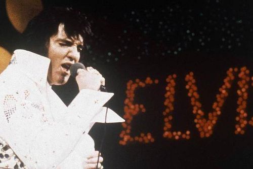 'Vua rock' Elvis Presley lần đầu tiên trình diễn trên sân khấu ở Anh nhờ công nghệ AI