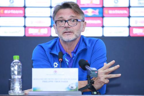 HLV Philippe Troussier tin tưởng các cầu thủ vì đã nỗ lực hết sức mỗi ngày