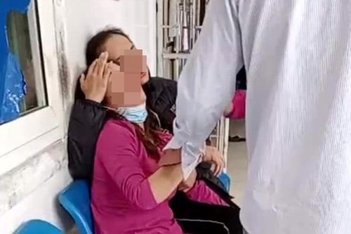 Một nữ sinh tử vong sau khi cấp cứu tại Trung tâm Y tế huyện
