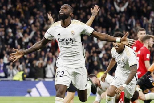 Rudiger ghi bàn giúp Real Madrid vô địch lượt đi