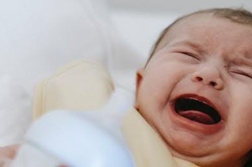 Lương thấp, chi phí đắt đỏ, sinh con rồi lấy gì mà nuôi