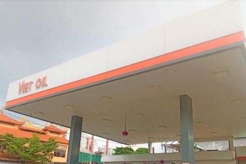 Đề nghị Ủy ban Kiểm tra Trung ương xử lý cán bộ liên quan đến vi phạm xăng dầu