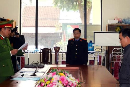 Tạm giam Phó giám đốc Ban quản lý dự án Đầu tư xây dựng ở Bắc Kạn