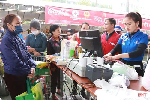 Người nghèo Hà Tĩnh sẽ được sắm tết tại 'Phiên chợ 0 đồng'