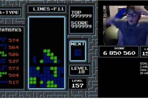 Cậu bé 13 tuổi ở Oklahoma trở thành người đầu tiên đánh bại Tetris
