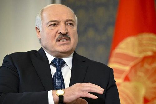 Tổng thống Belarus Lukashenko ký ban hành luật tổng thống sửa đổi