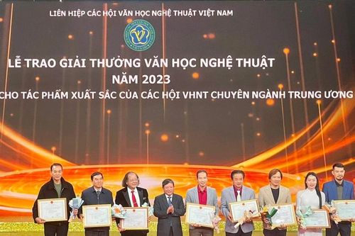 69 tác phẩm được trao Giải thưởng Văn học Nghệ thuật năm 2023