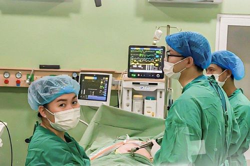 Quảng Nam: Mổ ruột thừa cho bệnh nhân 103 tuổi