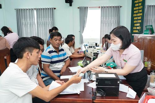 Hỗ trợ vốn vay việc làm