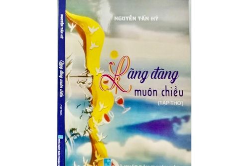 'Lãng đãng muôn chiều': Tiếng thơ đọng lại