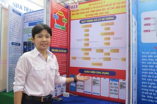 Cô học trò đam mê khoa học