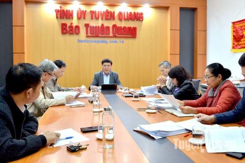 Hội đồng Chung khảo họp xét, tặng Giải thưởng Báo chí tỉnh lần thứ V