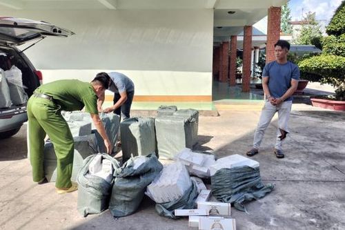 Chống buôn lậu và xuất nhập cảnh trái phép (Bài 2)