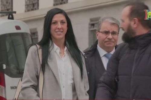 Jenni Hermoso tới tòa làm chứng về cuộc điều tra với Luis Rubiales