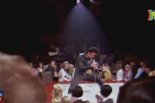 Tái hiện show diễn của Elvis qua công nghệ thực tế ảo