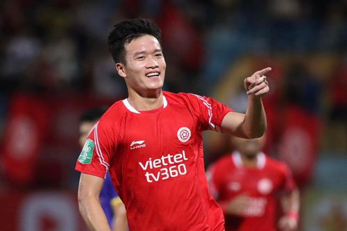 HLV Troussier: Hoàng Đức phải cuối tháng 1 mới tập bình thường được