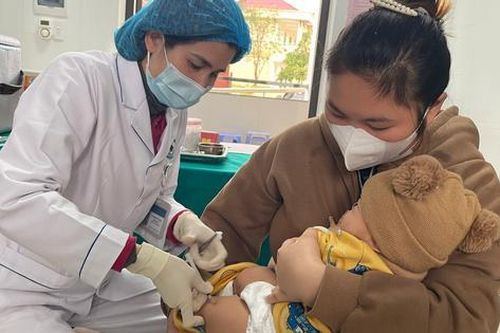 Sẽ có thêm khoảng 2,8 triệu liều vaccine 5 trong 1, phụ huynh không còn lo thiếu mũi 2, 3