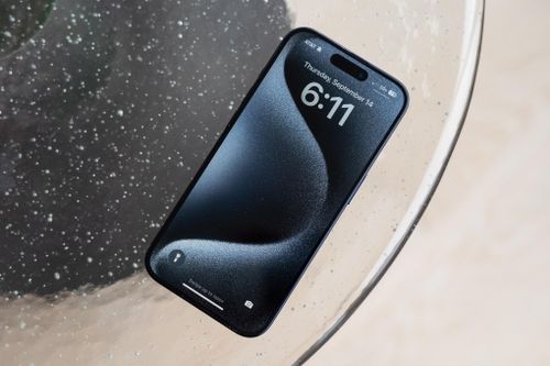 iPhone vẫn độc chiếm thị trường smartphone cao cấp