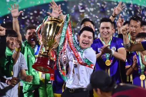 Con trai bầu Hiển đảm nhận cương vị mới