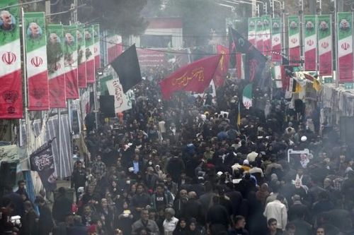 Iran thề sẽ trả thù nhóm IS sau vụ đánh bom khủng bố đẫm máu