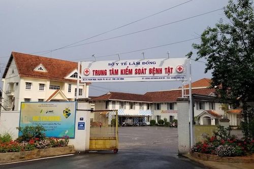 Giám đốc CDC Lâm Đồng bị giáng chức
