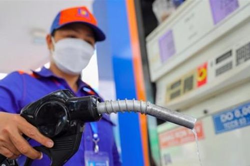 Chuyển hồ sơ sai phạm lĩnh vực xăng dầu tới Bộ Công an