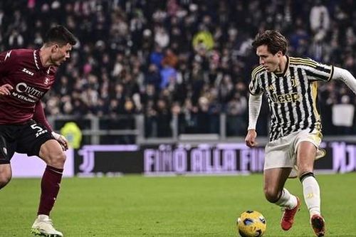 Juventus tiến vào tứ kết Coppa Italia sau màn thị uy sức mạnh