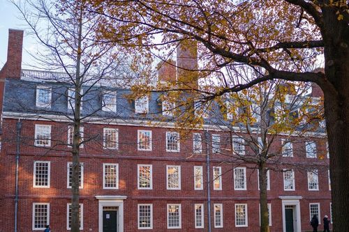 'Chiêu' giúp đại học tư tạo nguồn tài chính: Harvard thu hơn 50 tỷ USD/năm