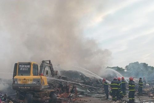 Hỏa hoạn thiêu rụi nhà xưởng rộng 350m2 tại Hải Phòng