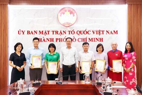 TP Hồ Chí Minh ưu tiên thăm hỏi nhân dân, doanh nghiệp gặp khó khăn dịp Tết 2024