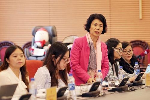 Xử phạt nghiêm nếu không sử dụng thiết bị an toàn cho trẻ em khi đi ô tô cá nhân