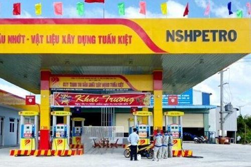 Một doanh nghiệp xăng dầu trên HOSE bị cưỡng chế hơn 1.300 tỷ đồng tiền thuế