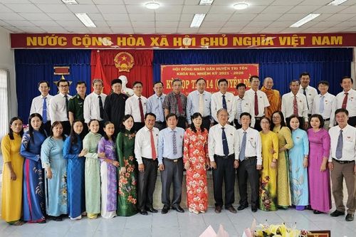 Huyện Tri Tôn có Chủ tịch HĐND và Chủ tịch UBND mới