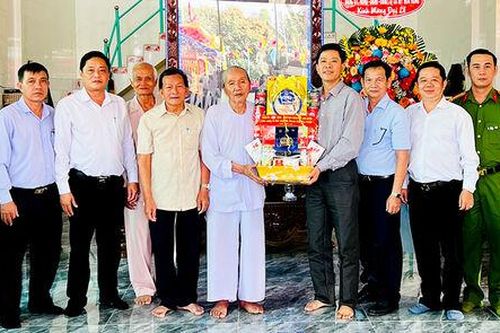 Các địa phương chúc mừng đại lễ Đản sinh Đức Huỳnh Giáo chủ Phật giáo Hòa Hảo