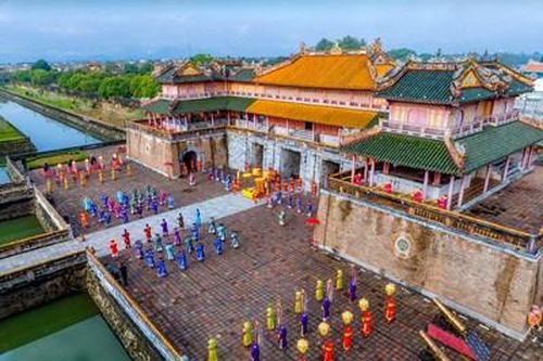 Gần 2,3 triệu lượt khách tham quan di tích Huế