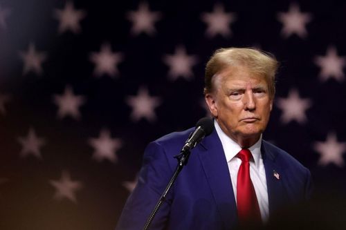 Quốc tế nổi bật: Ông Donald Trump lại liên quan đến tòa án
