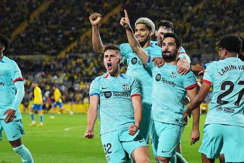 Barca ngược dòng giành chiến thắng kịch tính phút 90+3