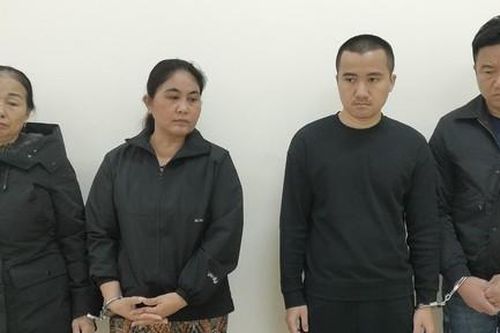 Nhóm đối tượng hoạt động 'tín dụng đen' với lãi suất 'siêu cắt cổ' 2.400/%/năm