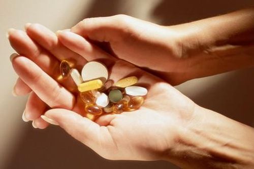 7 vitamin, khoáng chất bổ sung có thể gây độc nếu dùng quá nhiều