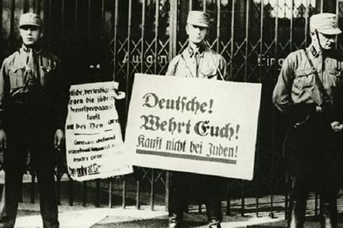 10 nguyên nhân nạn diệt chủng Holocaust