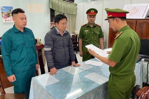 'Bể' bất động sản giám đốc ngân hàng lừa 14 tỷ đồng