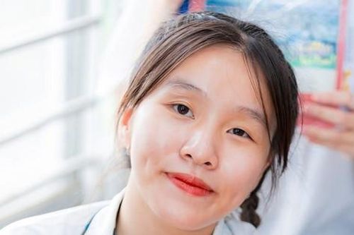 Thủ khoa ngành Quản trị Kinh doanh cùng niềm đam mê trở thành nhà động vật học