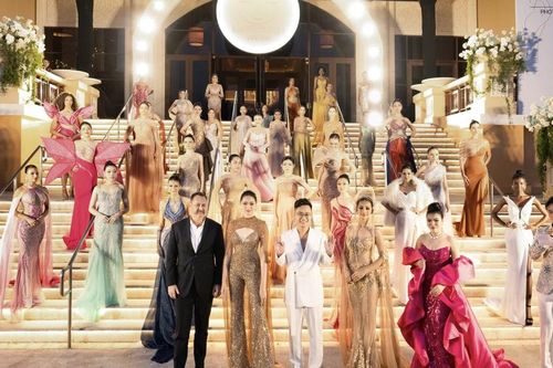 75 hoa hậu quốc tế hội tụ tại 'Dreams Come True' của NTK Nguyễn Minh Tuấn
