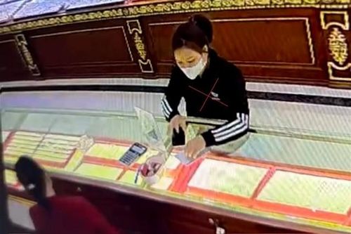 Nữ 9X 'hô biến' vàng giả thành vàng thật rồi chiếm đoạt