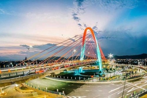 Cầu vượt 3 tầng đầu tiên tại Việt Nam nằm ở đâu?
