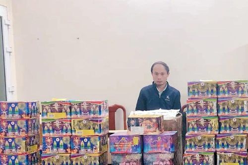 Liên tiếp bắt giữ các vụ buôn bán pháo lậu số lượng lớn dịp giáp Tết