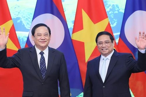 Thủ tướng Phạm Minh Chính hội đàm với Thủ tướng Lào Sonexay Siphandone