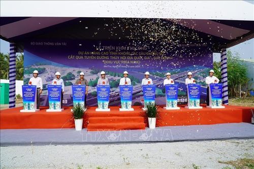 Triển khai dự án Nâng cao tĩnh không 11 cầu đường bộ khu vực phía Nam